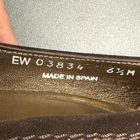 Stuart Weitzman Brown Suede‎ Tassel Wedge Heel Sz 6.5 Made in Spain Slip On - Picture 6 of 12